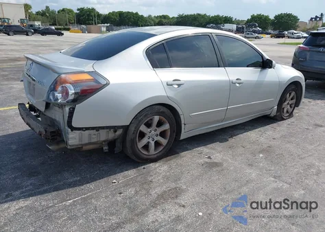 2007 Nissan Altima 2.5 S из США, поврежденный, VIN 1N4AL21E27C184471